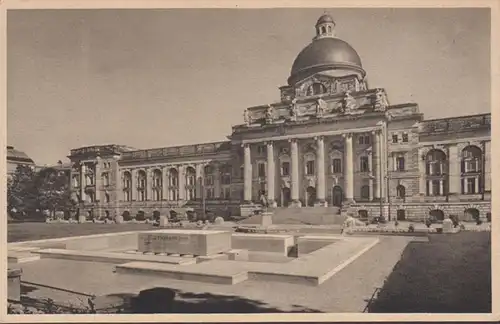 AK Münchner Kriegerdenkmal vor dem Armeemuseum, ungelaufen