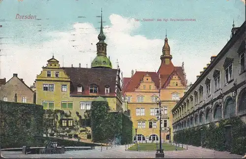 Dresden Der Stallhof des Residenzschlosses, gelaufen 1914