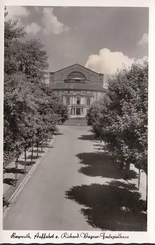 Bayreuth Auffahrt zum Richard Wagner Festspielhaus, ungelaufen