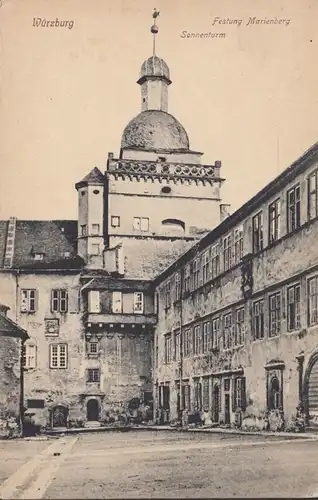 Würzburg Forteresse Marienberg Sonnenturm, incurvée