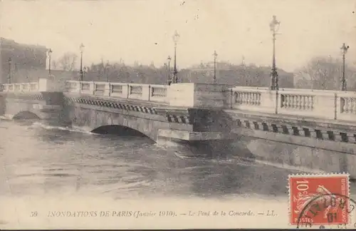 CPA Inondation de Paris Le Pont de la Concorde, circulé 1910