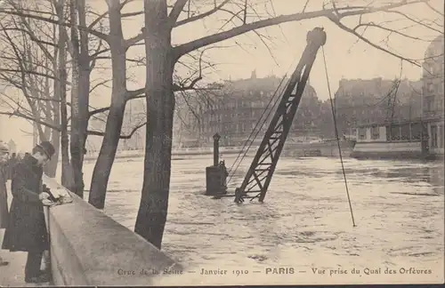 CPA Crue de la Seine Paris Vue prise du Quai des Orfèvres, non circulaire