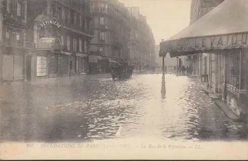 CPA Inondations de Paris La Rue de la Pépinière, non circulé