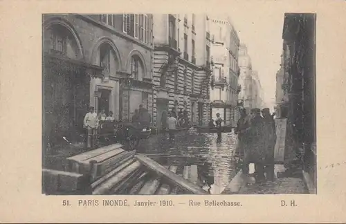 CPA Paris Inondé Rue Bellechasse, non circulé