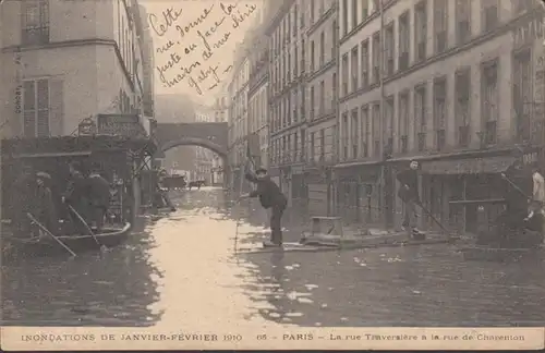 CPA Inondations de Paris La rue Traversière à la rue de Charenton, circulé
