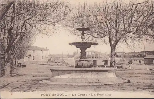 CPA Port-de-Bouc Le Cours La Fontaine, circulé 1926