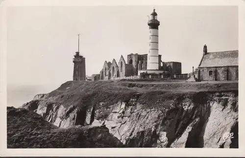 CPA Le Conquet Le Phare et l'Abbye St. Mathieu, non circulaire