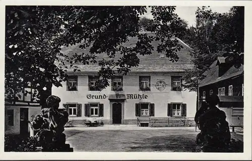 Radeberg Grundmühle Entrée de la vallée du Seifersdorfer historique, incurvée