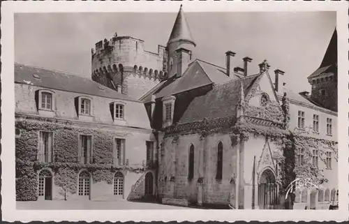 AK Busset, Château de Bourbon Buset et La Chapelle, incurvé