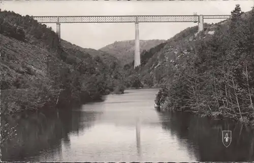 AK La Vallee Pittoresque De La Sioule Le viaduc des Fades, ungelaufen