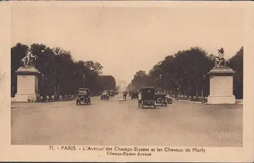 Paris L'Avenue des Champs-Élysées, circulé 1926