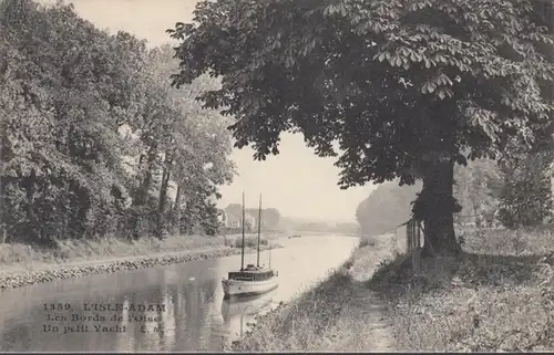 L'Isle-Adam Les Bords L'Oise, Un petit Yacht, non circulé