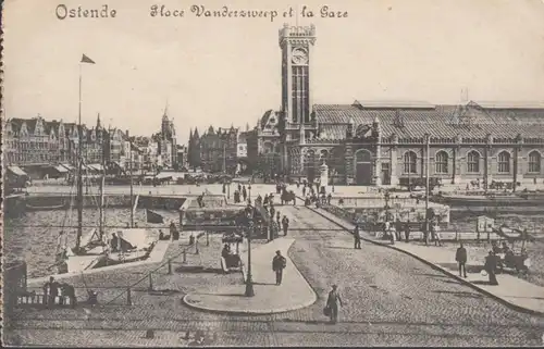 Ostende, Place Vanderzweep et la Gare. Poste de la 1ère division navale, en 1915.