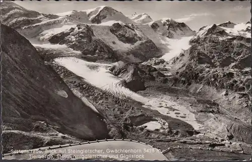 Bern, Sustenstrasse, vue sur le glacier de pierre, Gwächtenhorn, les montagnes d'animaux, le lycée de Steinlimmigglicht et Giglistock, non couru