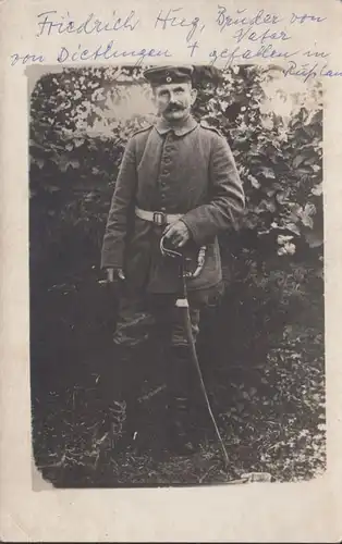 Soldaten Portraitbild, Gefallen, ungelaufen