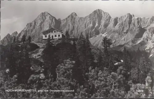 Schladminger Tauern, refuge de Haute-Gourde contre le mur du Dachstein au sud, incurvé