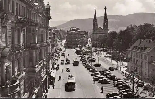 Baden-Baden, Augustaplatz, Straßenbahn, gelaufen