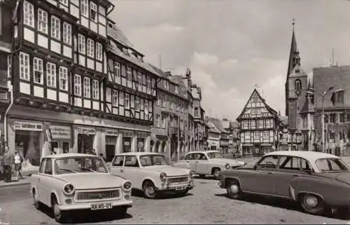 AK Quedlinburg, Markt, Gardinen, Kultur im Heim, Deko Stoffe, Autos, gelaufen 1972