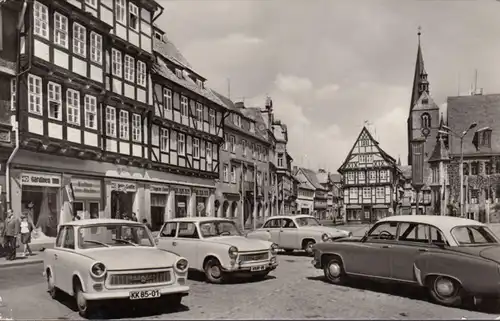 Quedlinburg, marché, voitures, couru 1972