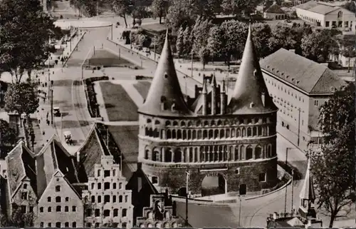 Lübeck, Blick vom Aussichtsturm St. Petri auf das Holstentor, ungelaufen