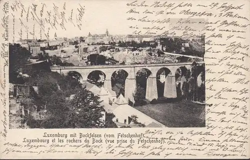 Luxembourg avec des rochers de roche de Fetchenhof, poste ferroviaire, couru 1900