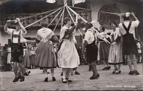 Postcard Garmisch, Werdenfelser Bandtracht, ungelaufen