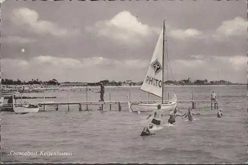 Bain de la mer Baltique Kellinhusen, plage, voilier, couru 1966