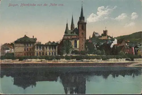 Bingen, Pfarrkirche von der Nahe aus, ungelaufen