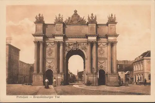 Potsdam, Porte de Brandebourg, incurvée