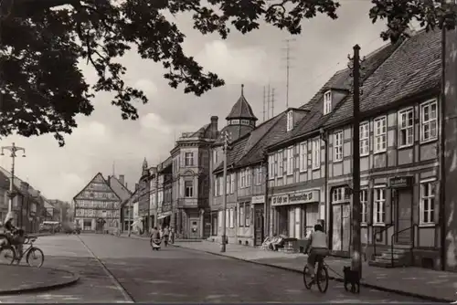 Kyritz, place de l'unité, incurvée