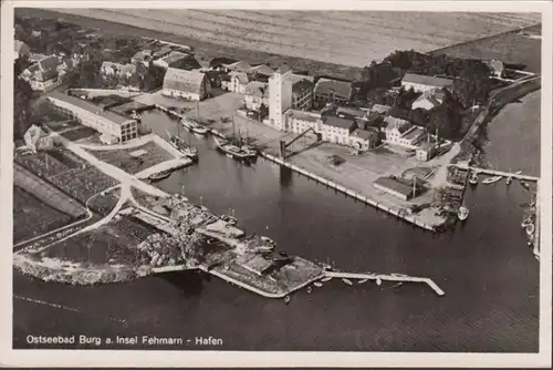 Burg auf Fehmarn, Hafen, Fliegeraufnahme, gelaufen 1953