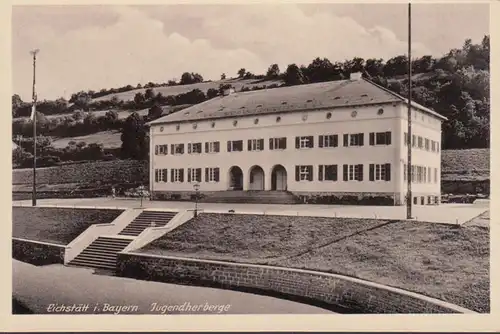 Eichstoffte, Auberge de jeunesse, incurvée