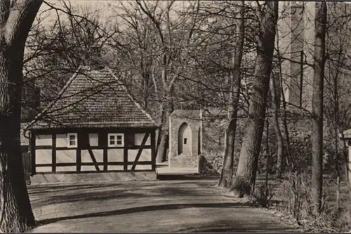 Neubrandenburg, Kleines Zollhaus am Stargarder Tor, gelaufen 1960