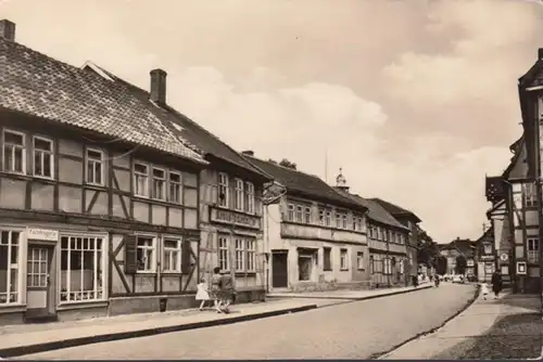 Heringen, Straße der Einheit, Fachdrogerie, Apotheke, gelaufen 1975