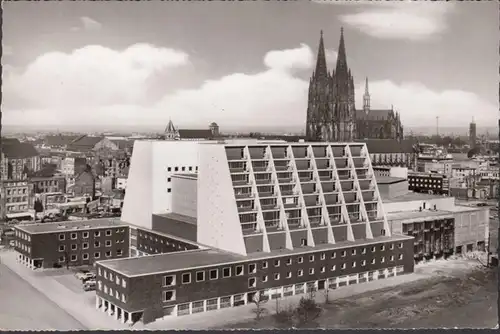 Köln, Neues Opernhaus mit Dom, gelaufen 1963