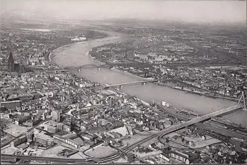 Cologne, ponts rhénanes, plan d'avion, incursion