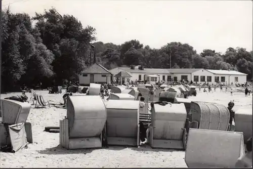 Caputh, Strandbad, Strandkörbe, gelaufen