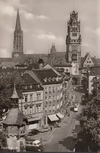 Freiburg, Vue de rue, Porte Schwabentor, tramway, incurable