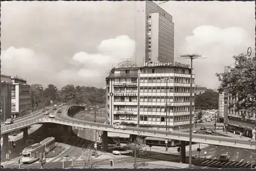 Düsseldorf, Autohochstraße, Thyssen Hochhaus, Straßenbahn, gelaufen 1966