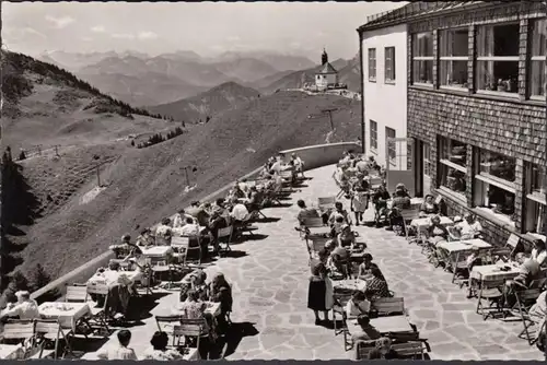 Rottach-Egern, auberge avec chapelle de Wallberg, incurvée