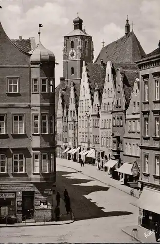 Ingolstadt, Theresienstraße et Dom, pharmacie, incurvée