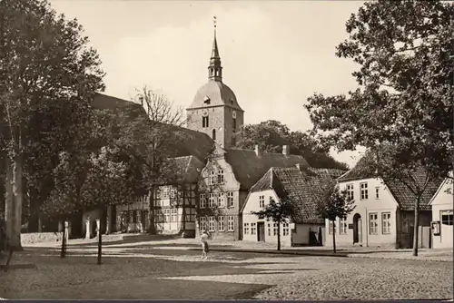 Fehmarn, Burg, Breite Strasse mit Museum und Kirche, ungelaufen