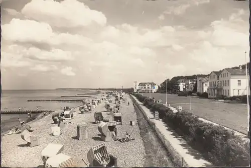 Heiligendamm, plage, paniers de plage , maisons ., couru 1965