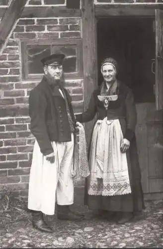 Insel Rügen, Alte Mönchguter Tracht, gelaufen 1988