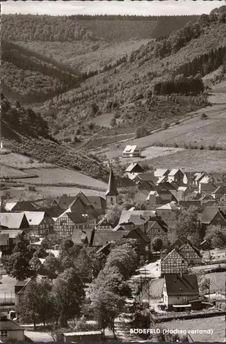 Beau champ, vue de la ville, couru en 1962