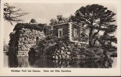 Wörlitz, Worlitzer Park, pierre avec Villa Hamilton, incurvée