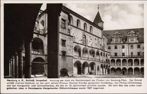 Neuburg a.D. Schloss, Innenhof, ungelaufen