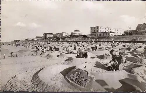 Wangerooge, Strand, Strandburgen und Strandkörbe, gelaufen 1958