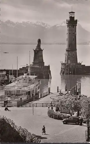 Lindau au lac de Constance, port, entrée du port et bateau, non-roulé