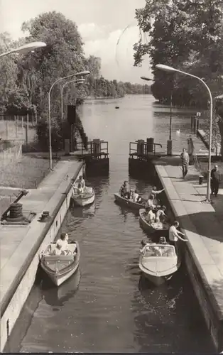Königs Wusterhausen, Schleuse, Boote, gelaufen 1976